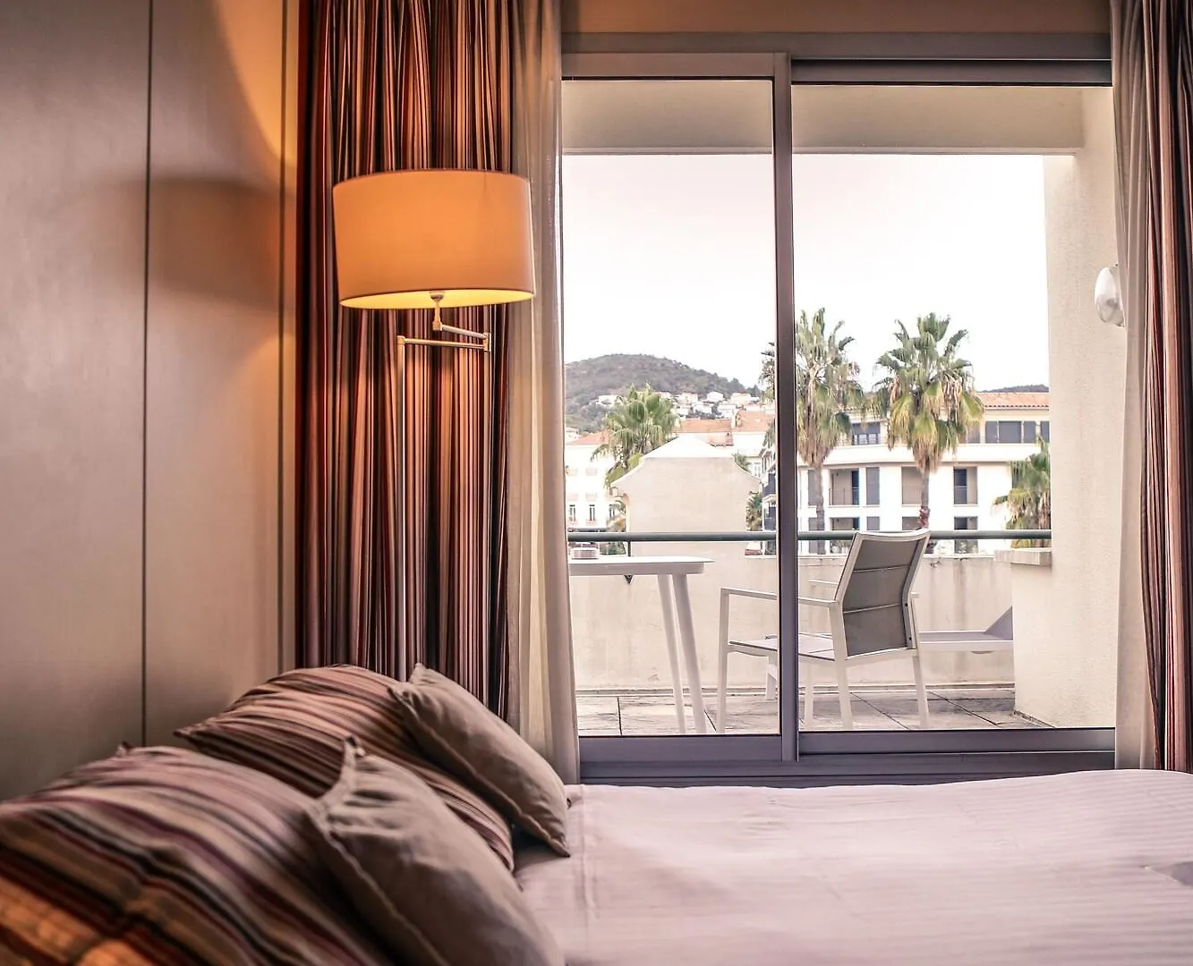 הייר Casino Hotel Des Palmiers
